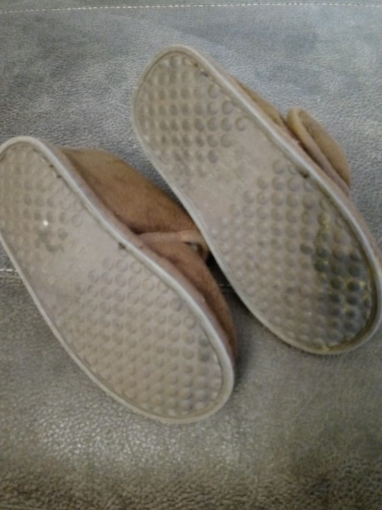 Warm shoes