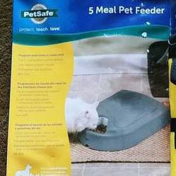 Petsafe 5 Day Feeder