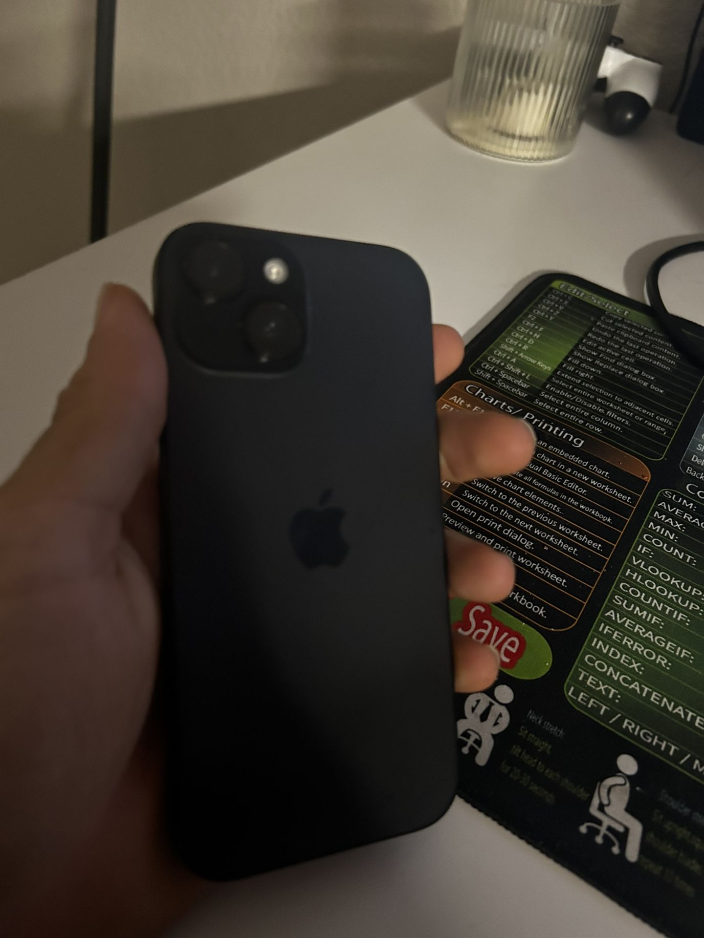 Apple iPhone 15