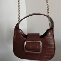 Urban outfitters small chain purse