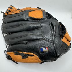 Wilson Pro Select A2451 Baseball Glove 11" Inch Leather RHT Right Hand Throw