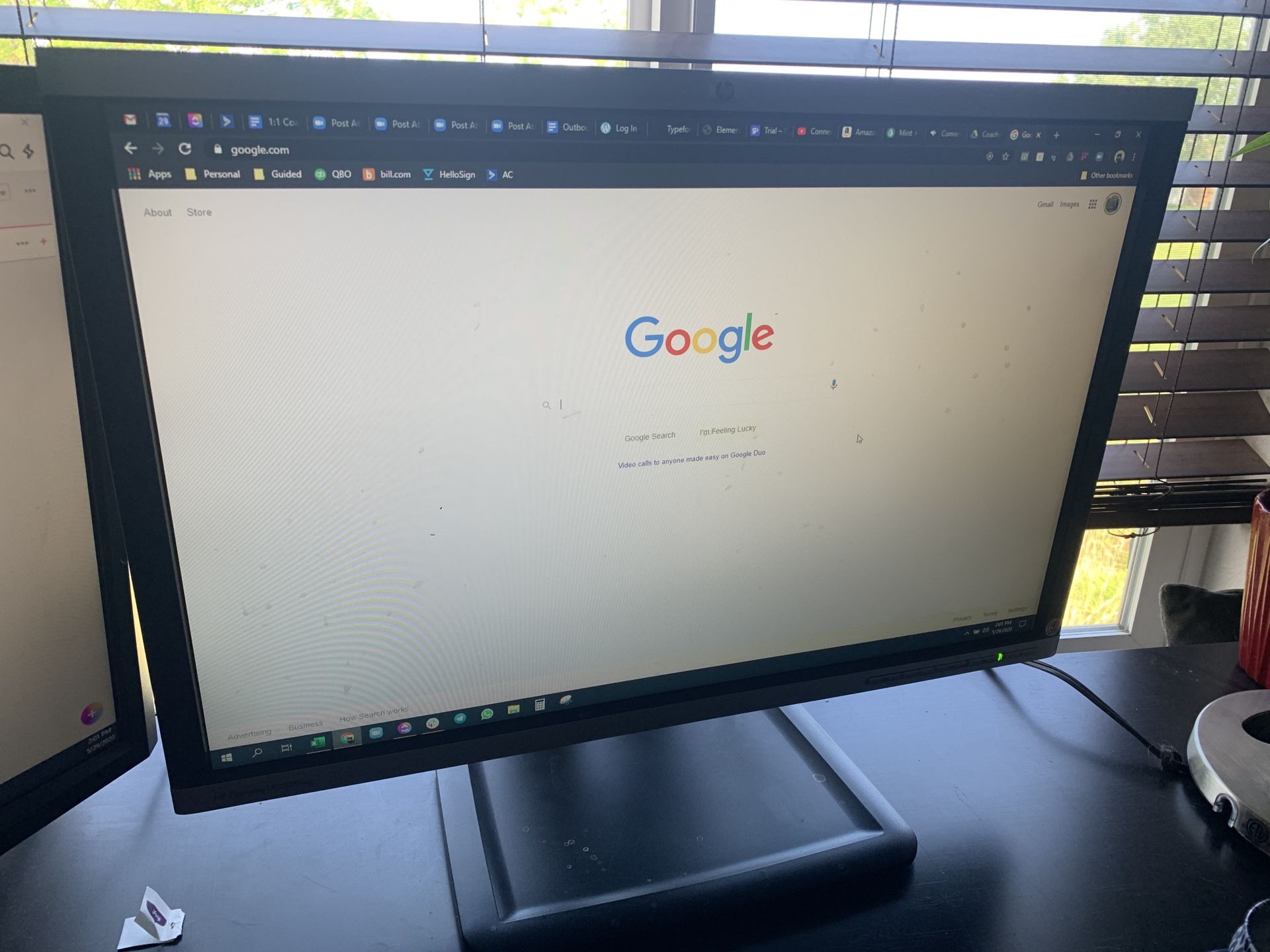 22 INCH HP COMPUTER MONITOR