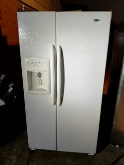 White  Maytag with ice and water  