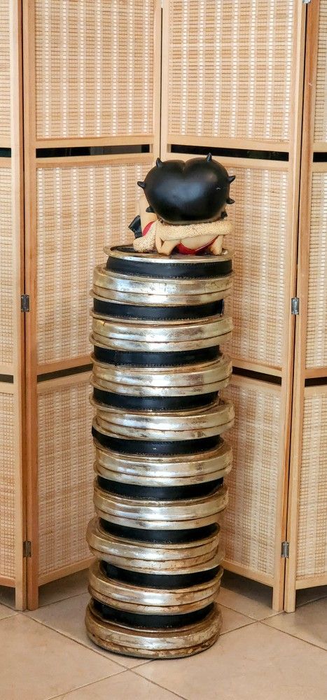 Betty Boop 5-Shelf CD/Book/Remote Vintage Statue for Sale in