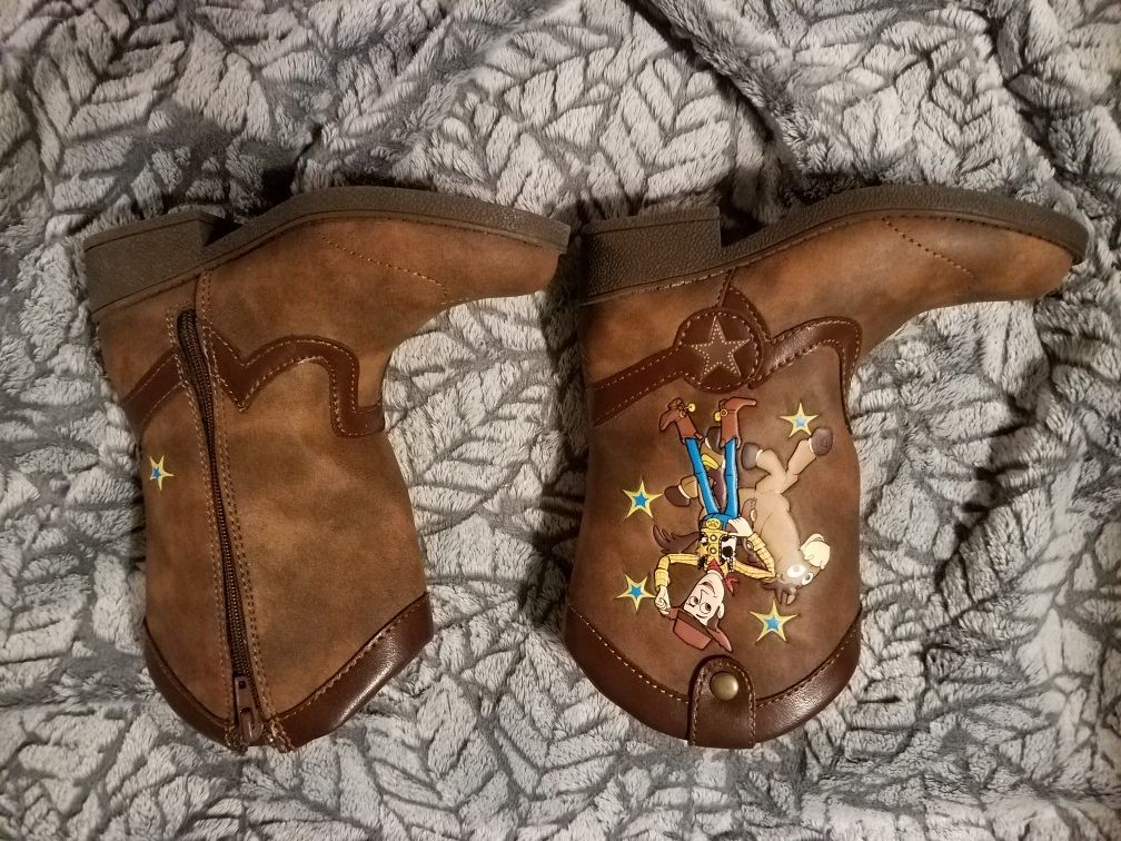 Toy story boots size 9