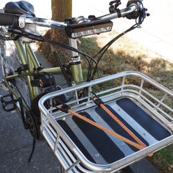 Mid Drive E-Bike With Throttle