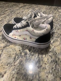 Vans Girl Size 12.5 Pick Up Only 