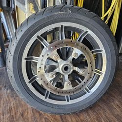 Harley Davidson Ultra Rim And Tire
