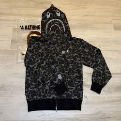 Bape Zip Up Medium 