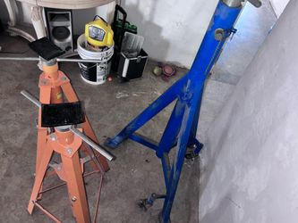 Jack Stands