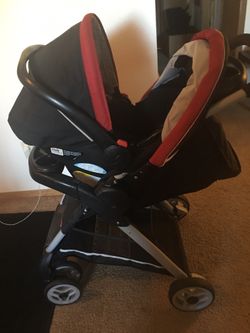 Graco FastAction Fold Click Connect Travel System