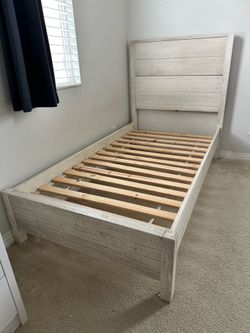 Solid Wood Montauk Distressed Panel Bed - Rustic Off-White - Twin - 2 Available