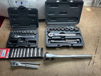 3 craftsman socket set 1 - 1/2 inch  Ratchet 1 - 1/4 inch Ratchet 1 - 1/4 extension long, 2 - 3/8 extension long and short. Total of 35 pieces