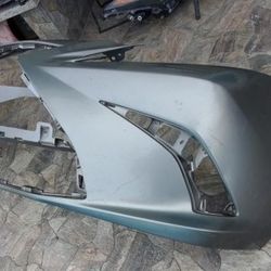 2019- 2020 LEXUS ES ES350 F-SPORT
FRONT BUMPER COVER GENUINE USED
OEM. Y5