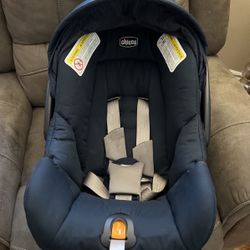 Chicco Baby Car Seat