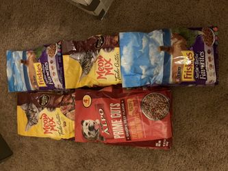Dog & Cat food