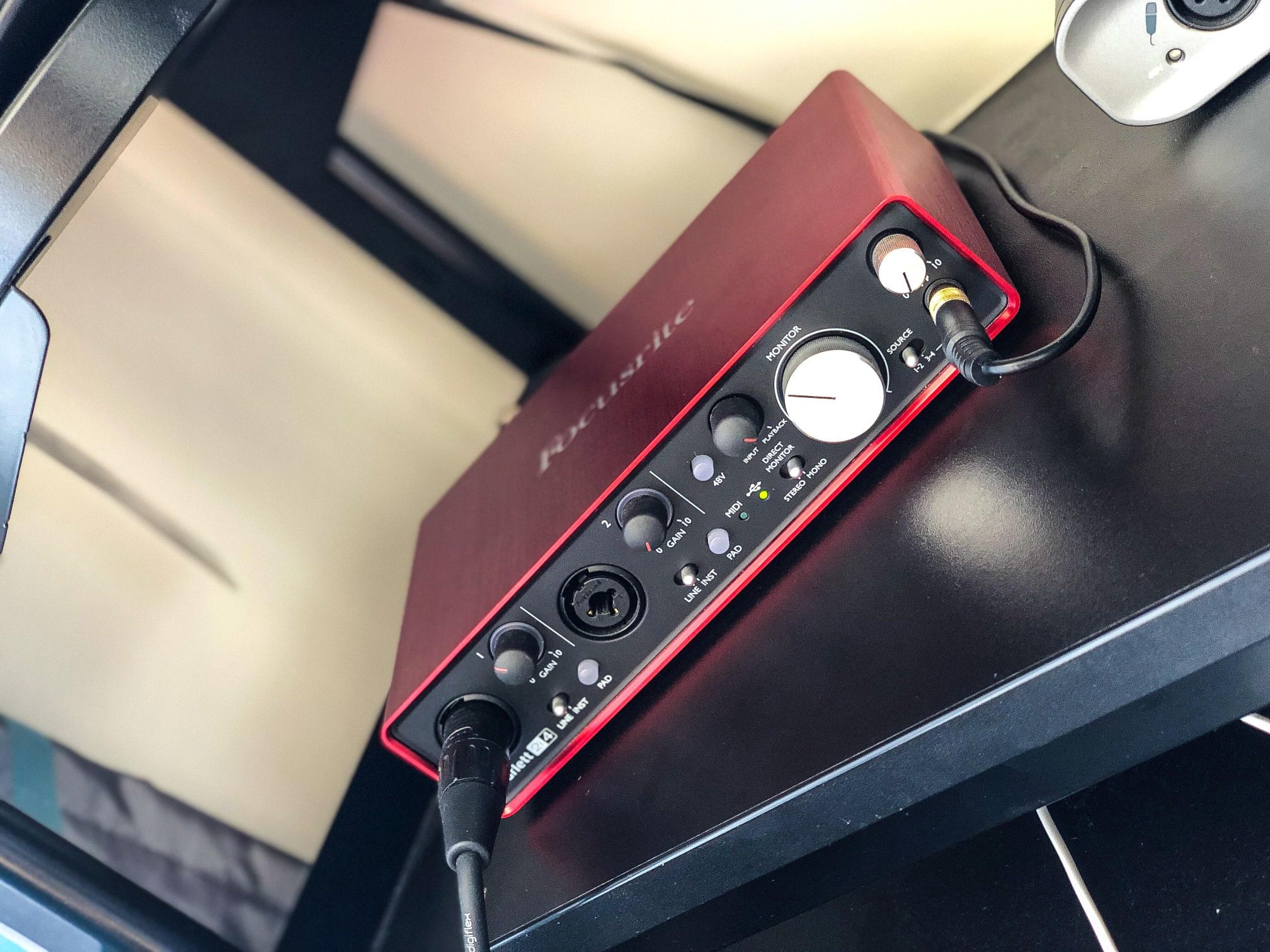 Focusrite Scarlett 2i4