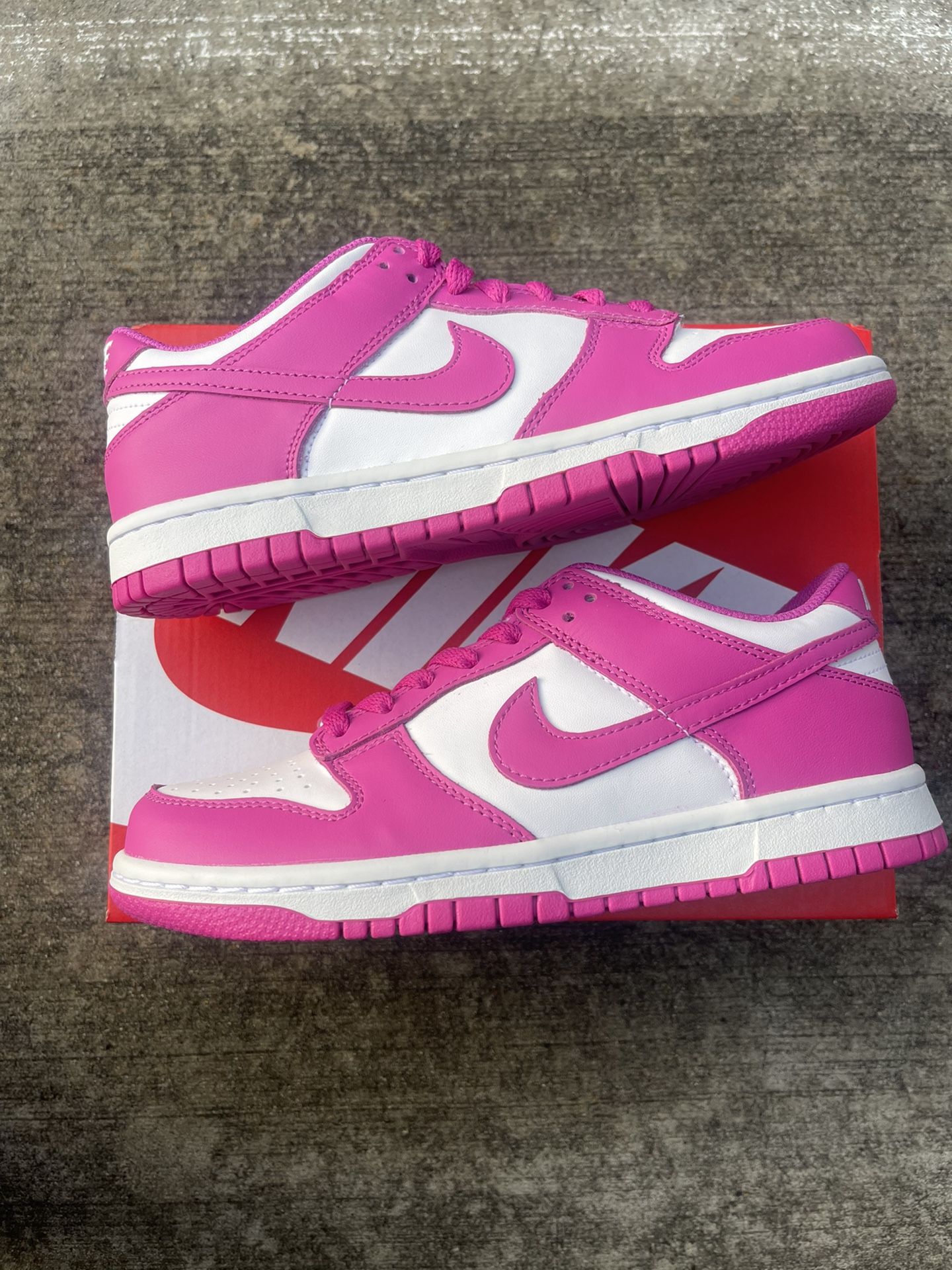 candy pink dunks