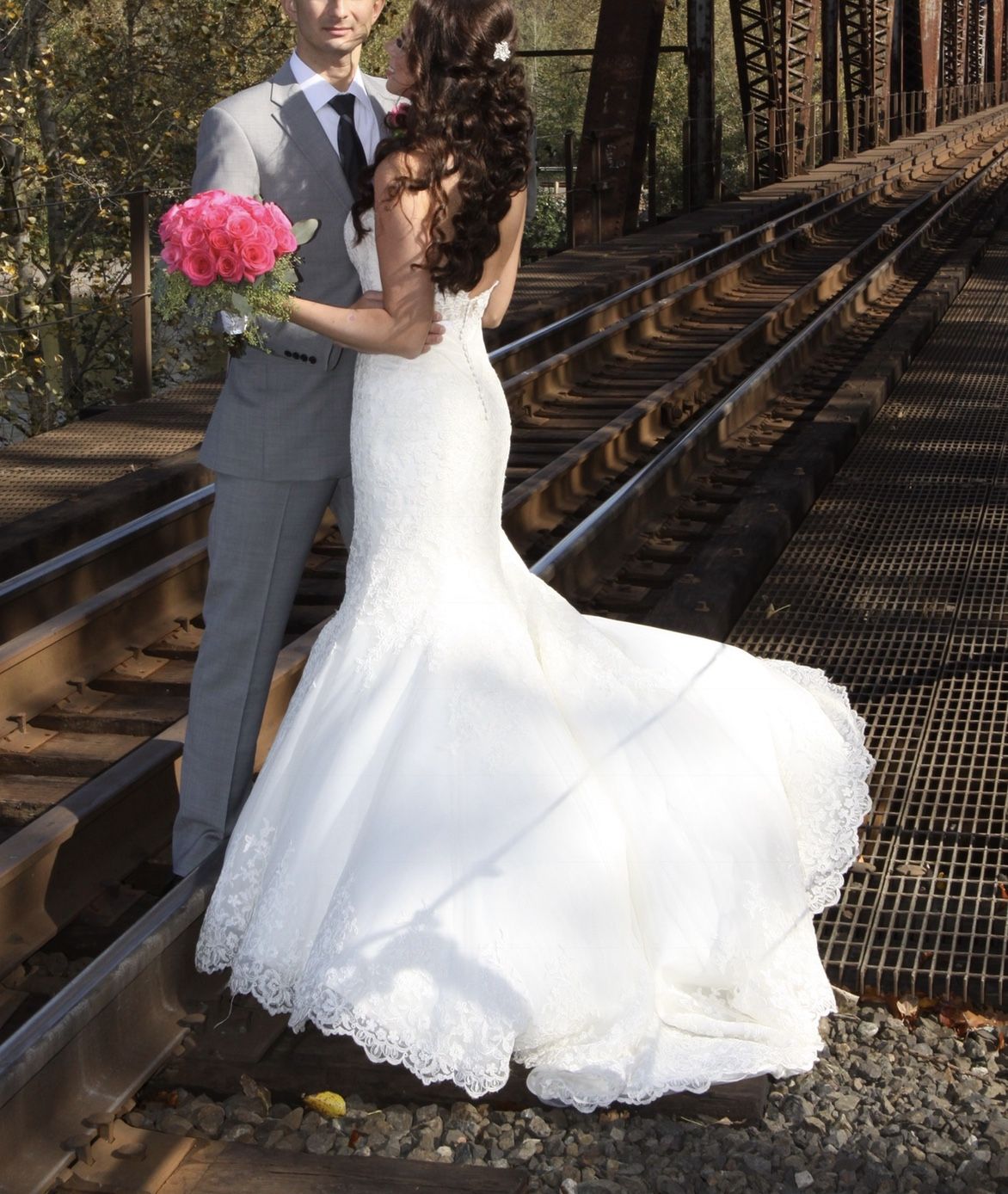 Bridal exclusive wedding dress Fit and Flare Size 8