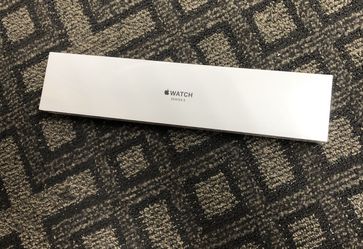 Brandnew Apple Watch series 3 38mm GPS