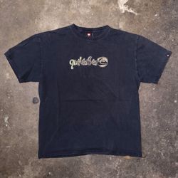 Vintage Y2K Quiksilver Spell out Shirt