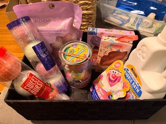 New Bath Bomb & Bubble Bath Mega Bundle - 25+ Pieces