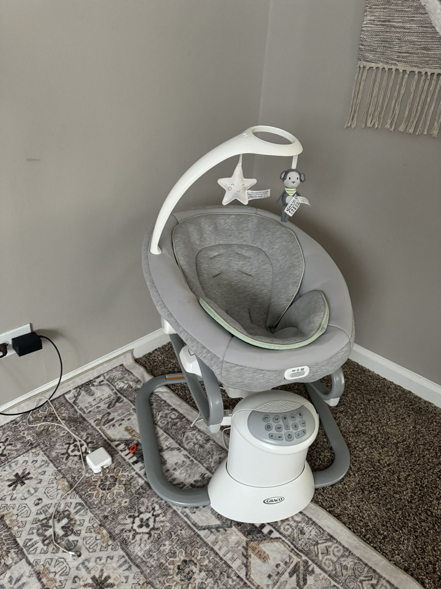 Graco Soothe My Way Swing Bouncer