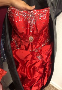 Got a sweet 16 dress or quince let me know !!