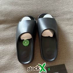 Yeezy black slides, Size US 10 #beachwear #summer
