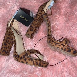 Forever21 High Heel’s  Sizes Available- 6, 6.5, 10