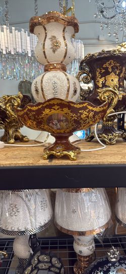 Brown & Gold Vintage-Style Decorative Porcelain Bowl (W17” H8”)