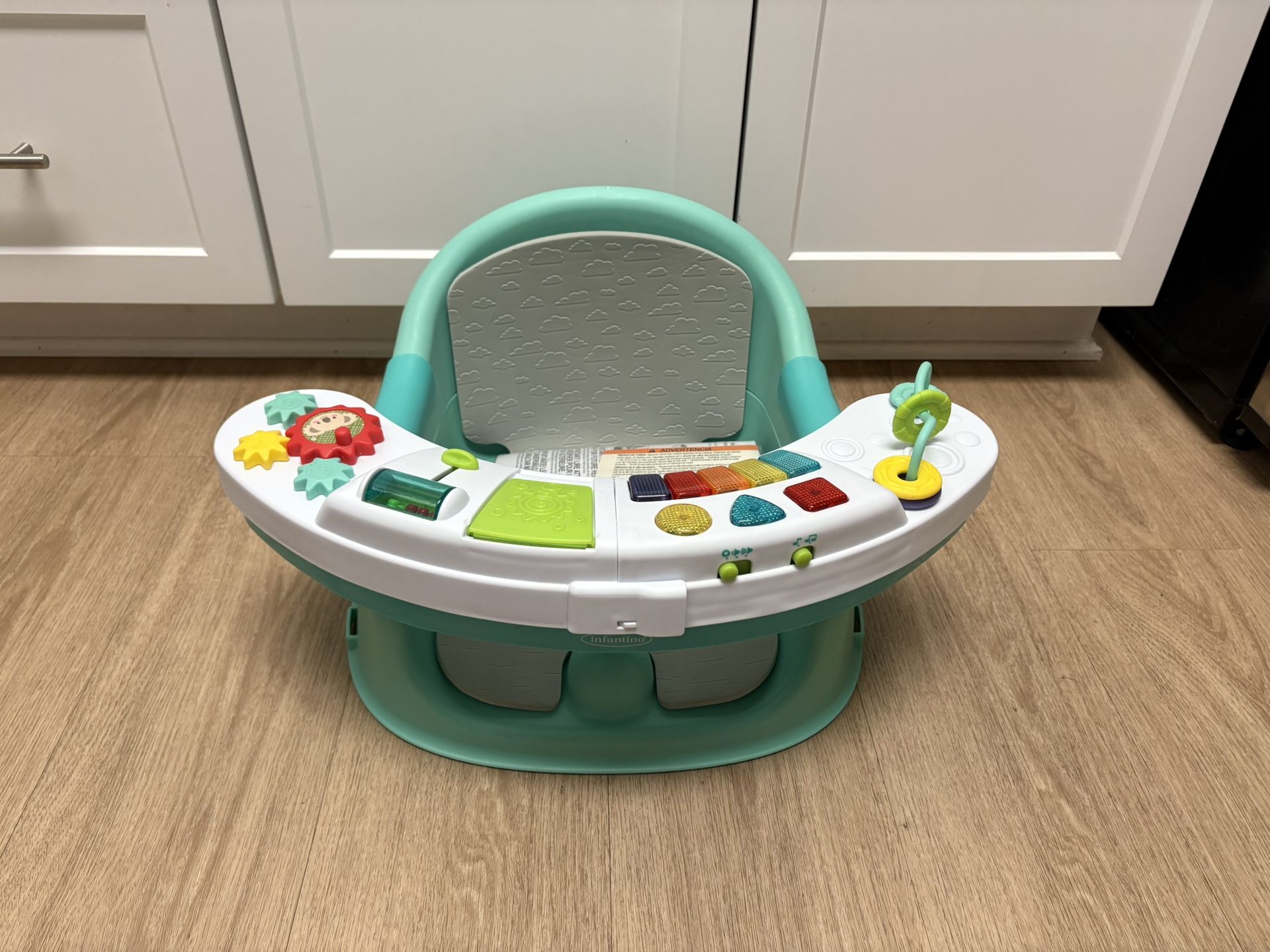 Infantino Baby Booster Seat