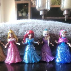 Disney Princesses Polly Pocket Dolls 