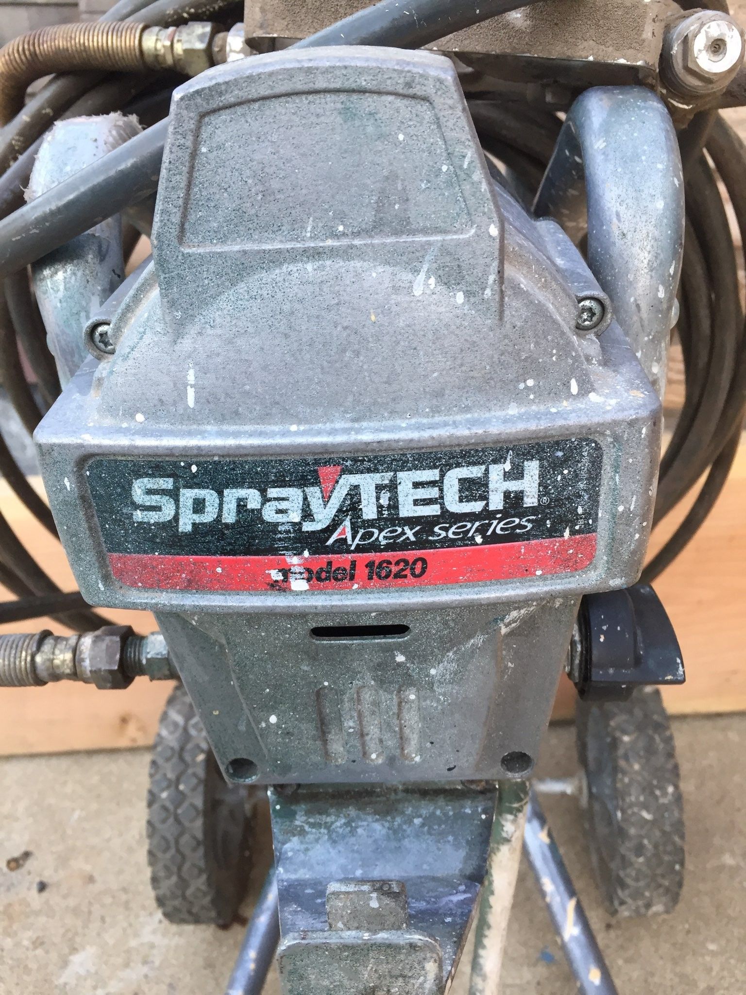 Spray tech Apex series model 1620 spray painter for Sale in San Marcos