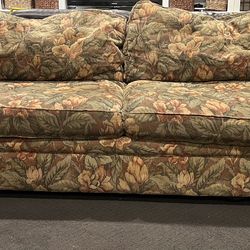 Vintage Floral Upholstered Sofa , Comfortable Design 