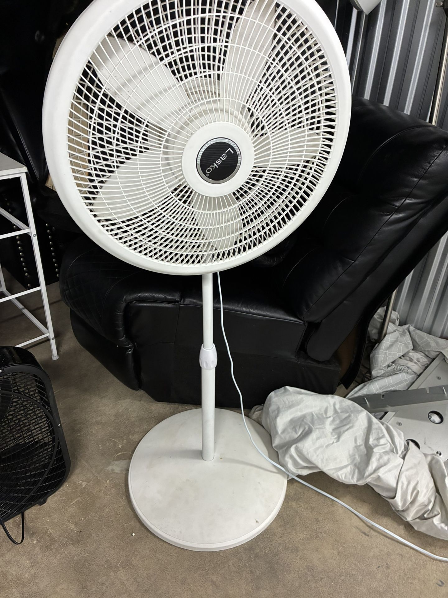 2 Fans & 1 Heater