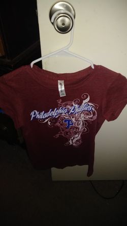 PHILADELPHIA PHILLIES 5TH & OCEAN WOMENS FASHION T-SHIRT TOP SIZE SMALL $20