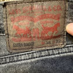 Levi's Extra Baggy Black Acid Wash Mens Size 38x32 Y2K