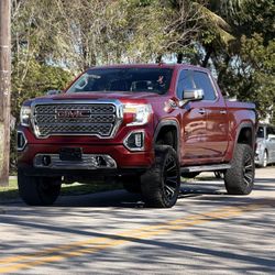 2019 GMC SIERRA DENALI