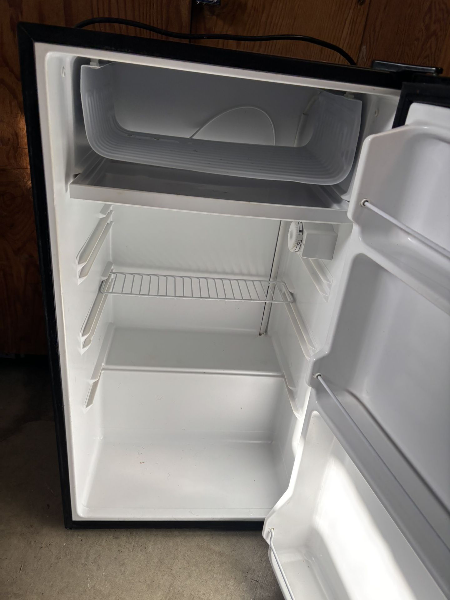 Mini Fridge+ Freezer
