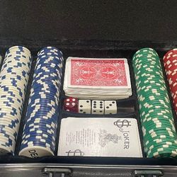 Poker Chips And Case