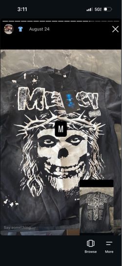 MEDIUM- 30$ MERCY HELL STAR SHIRT
