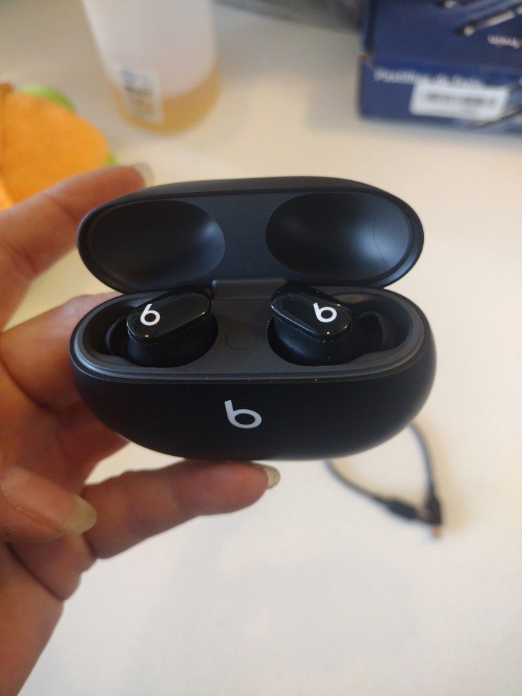 Beats Studio Earbuds For iPhone Ipad