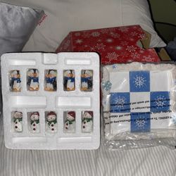 Avon Tic Tac Toe Set / Winter Buddies Classic Christmas complete set from 2002