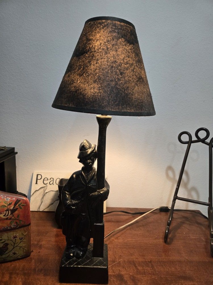 Vintage 1970s detective ceramic lamp