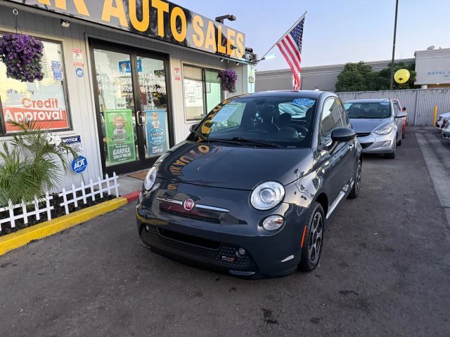 2017 FIAT 500e