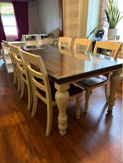 Dining room set