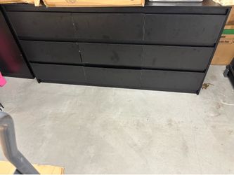 9 door dresser