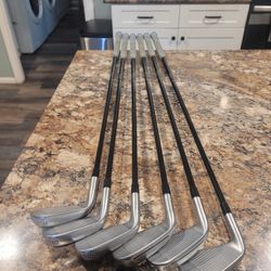 Taylormade P790 5-PW 2023 Golf Clubs Irons