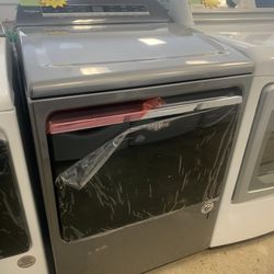 New Scratch And Dent Whirlpool  Gas Dryer 6 Months Warranty 